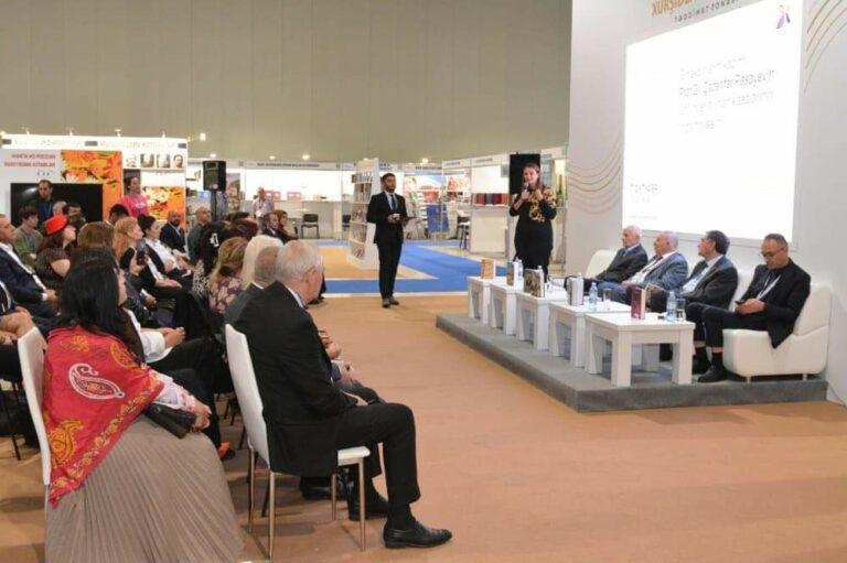 received_879369216775006