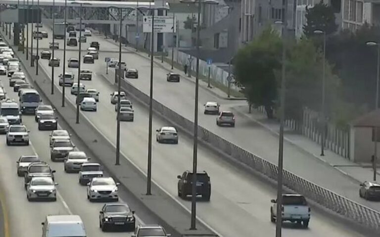 4168c638-fca6-3075-bd78-b0c6cab046db_850