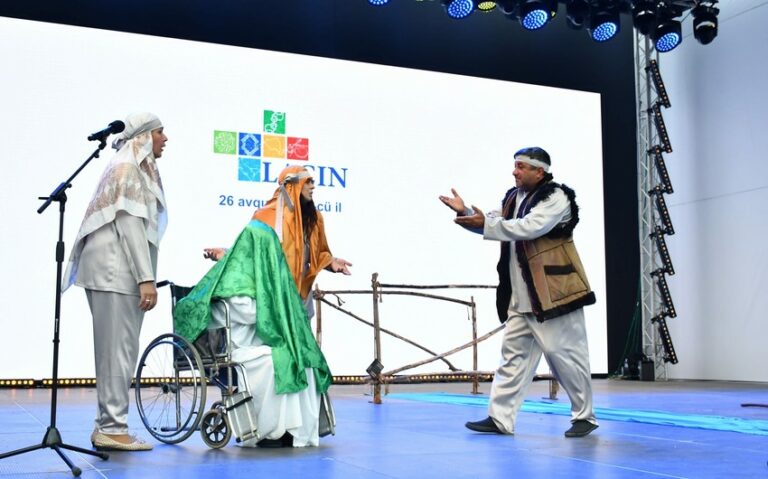 1693083854_38b334f0-bb93-3fcf-8d2d-c7c467a4df12_850