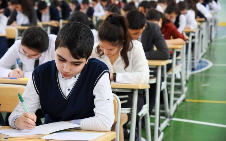 756a0f98-852c-31fa-a0d9-7b11dae93d9a_850