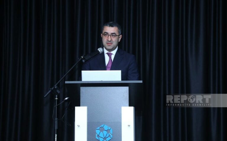 b1a437df-1598-323b-84cc-d371edaae2b9_850