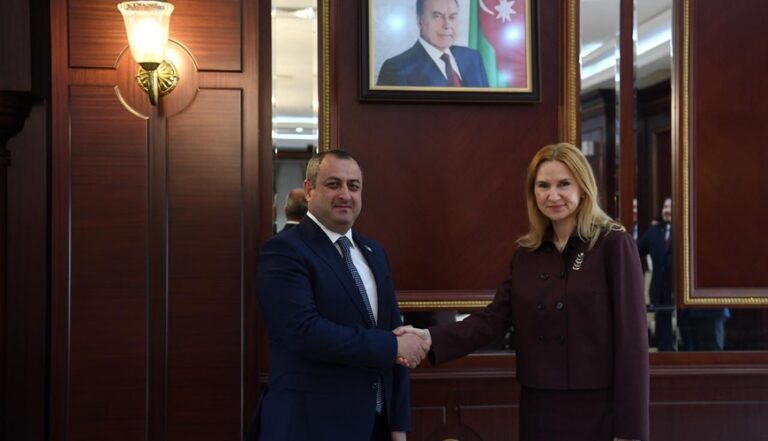 561e5f3aa911b15905d005af3e845ed6