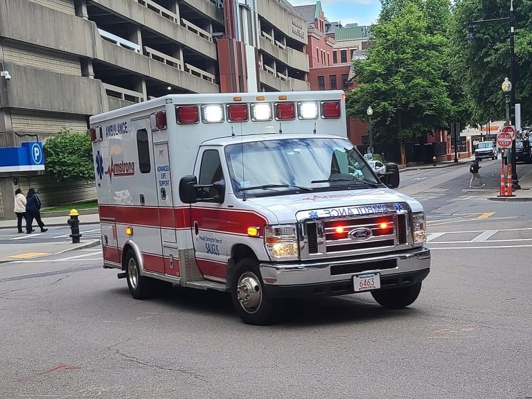 us_ambulance_200425.jpg