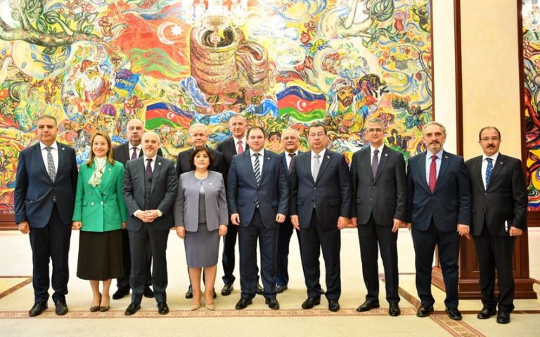 f916869b-4d04-3073-a388-299c43dbaeb1_850