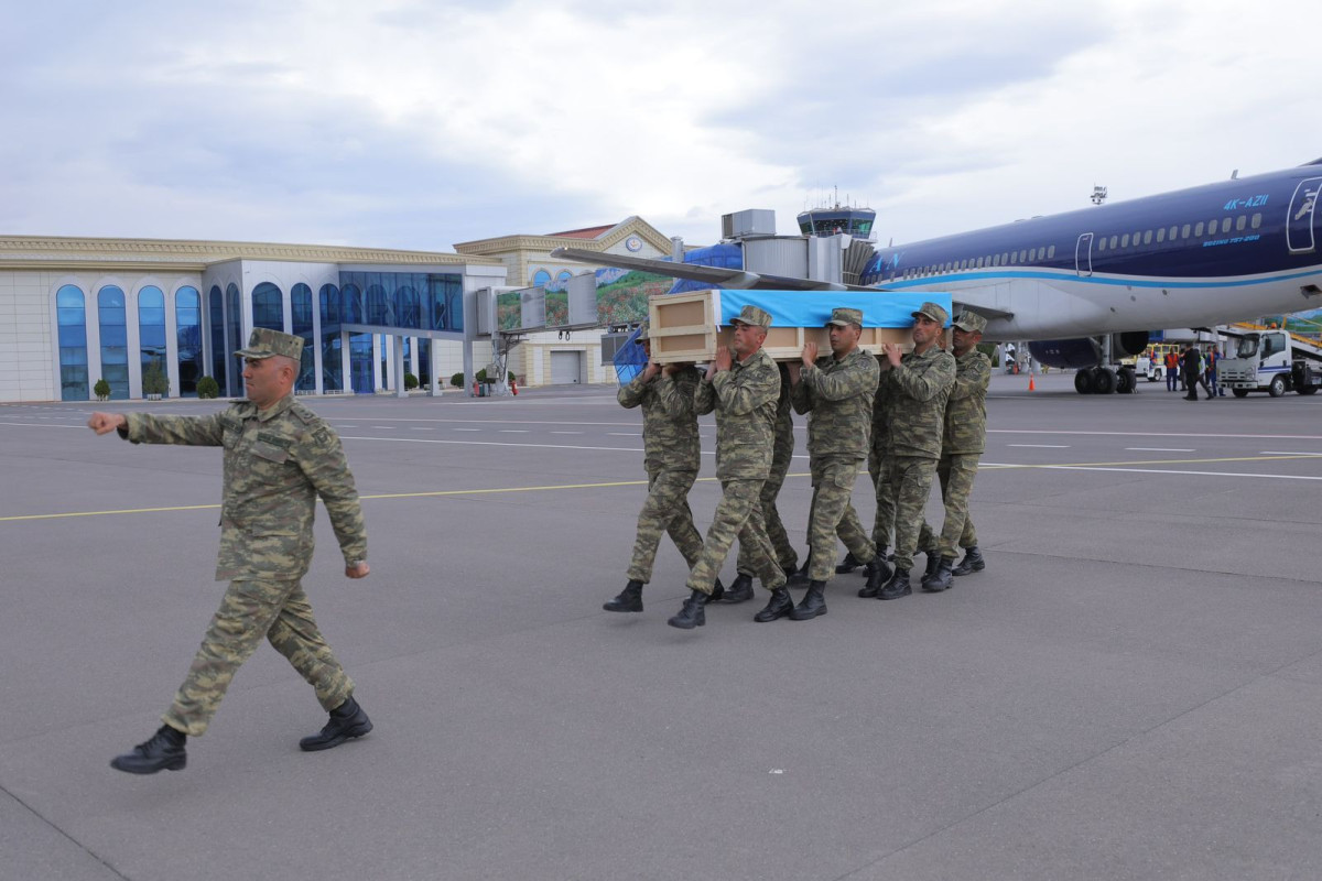 1681293275_64367f2befdfd64367f2befdfe168129309964367f2befdfb64367f2befdfc