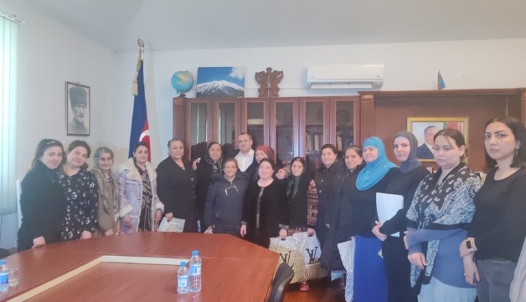 136695647c4dcac78d1bd3361bdcd435