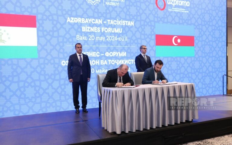 5c1751d1-b206-30a1-b2e7-40f3325a11a5_850