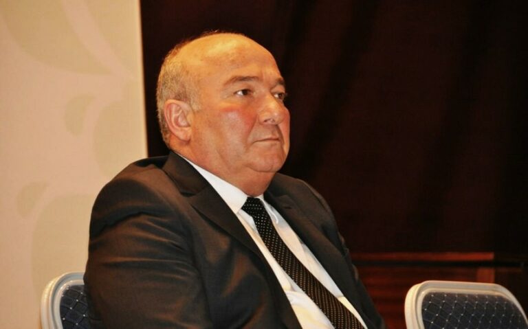 54a8ce91-9d3a-36b1-8ca8-b78a323d7ded_850