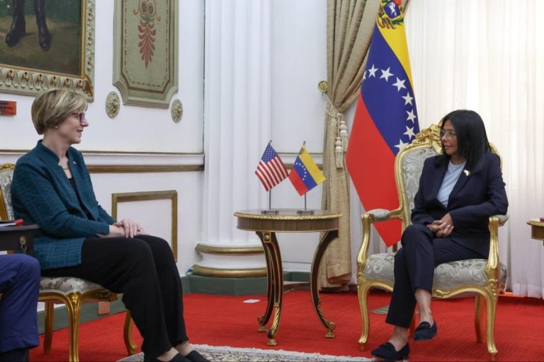 69812ea29dcbc69812ea29dcbd177007376269812ea29dcba69812ea29dcbb