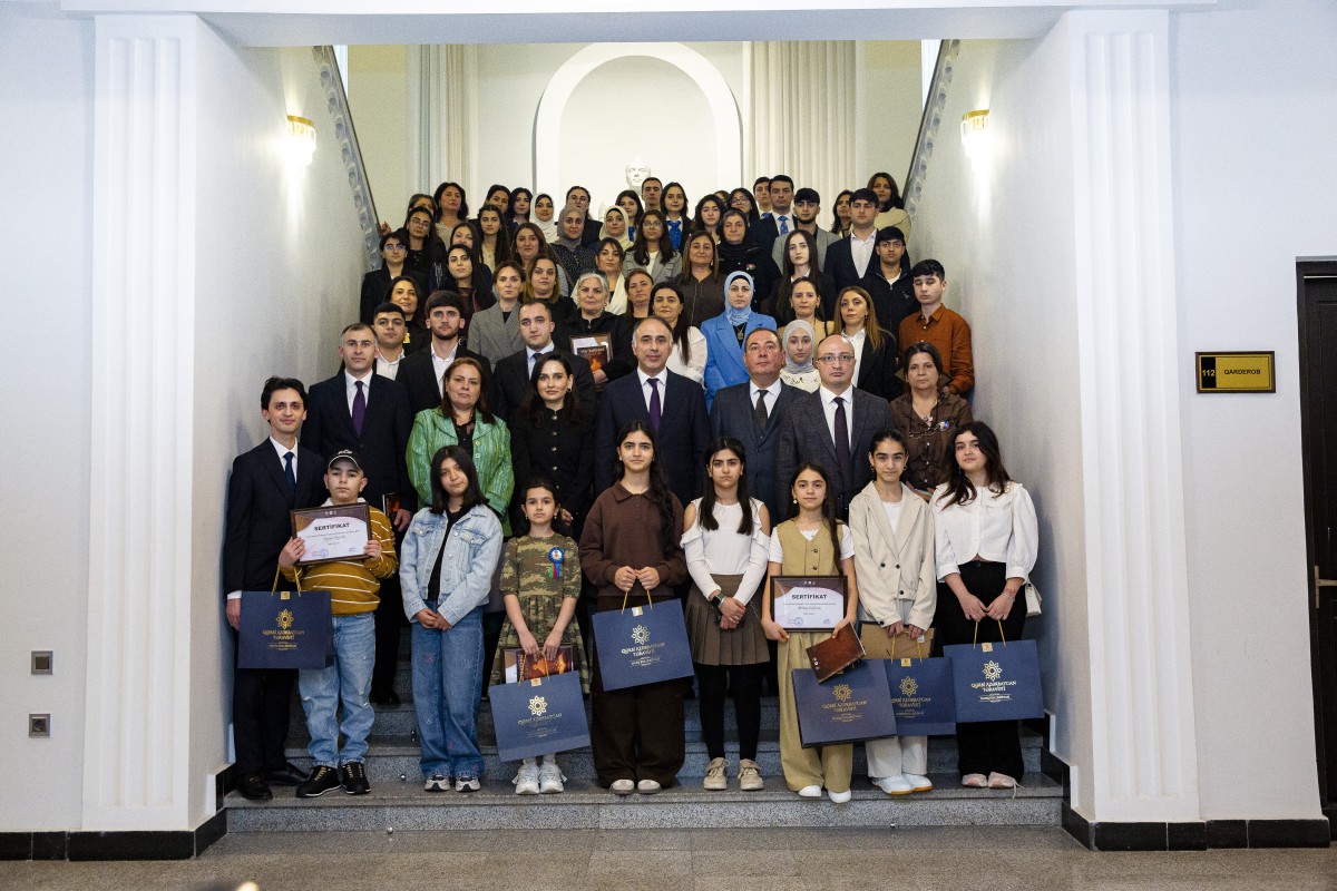 69d65d5e0114d69d65d5e0114e177565628269d65d5e0114a69d65d5e0114c